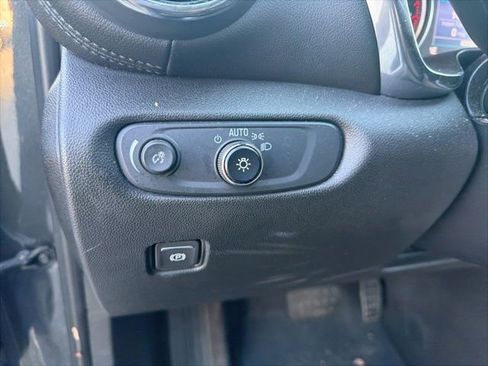 Used 2022 Chevrolet Blazer LT image 17