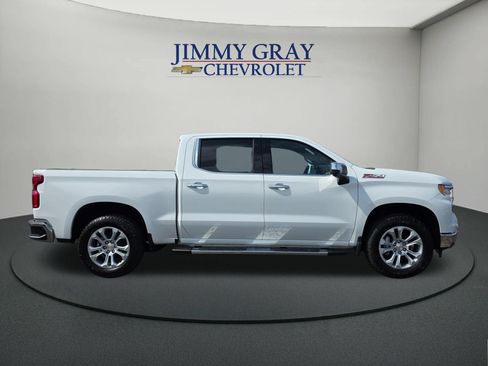 New 2026 Chevrolet Silverado 1500 LTZ w/ Technology Package AWD/4WD image 6