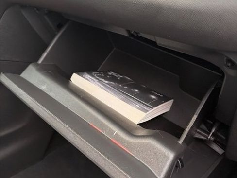 Used 2024 Chevrolet Equinox LS w/ LS Convenience Package image 26