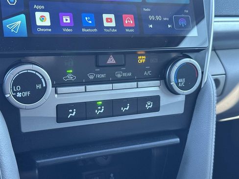 Used 2012 Toyota Camry 4dr Sdn I4 Auto L (Natl) image 13