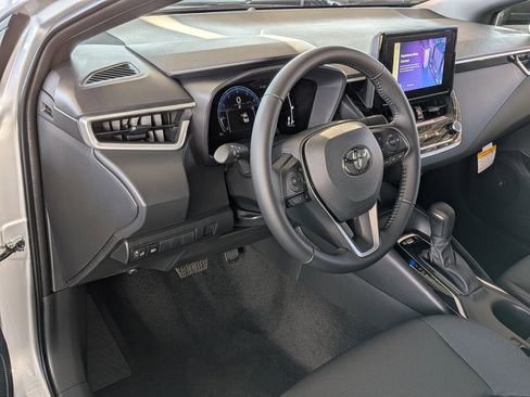 New 2026 Toyota Corolla SE image 8