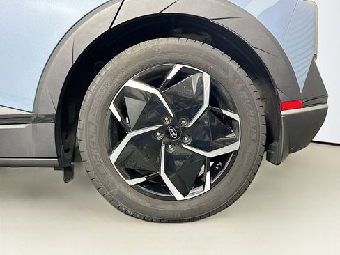 Used 2023 Hyundai Ioniq 5 SEL image 11