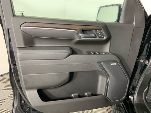 Used 2026 GMC Sierra 1500 SLT image 23