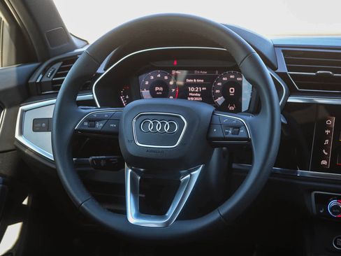 New 2025 Audi Q3 2.0T Premium image 21