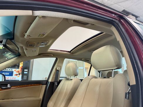 Used 2010 Hyundai Sonata Limited FWD image 12