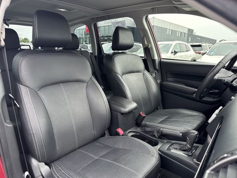Used 2018 Subaru Forester 2.5i Touring w/ Popular Package #3B AWD/4WD image 17