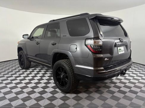 Used 2019 Toyota 4Runner Limited AWD/4WD image 12