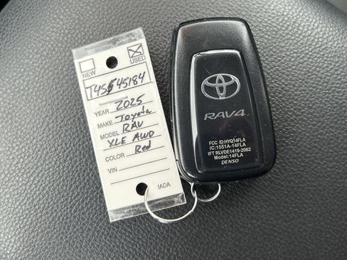 Certified 2025 Toyota RAV4 XLE AWD/4WD image 35
