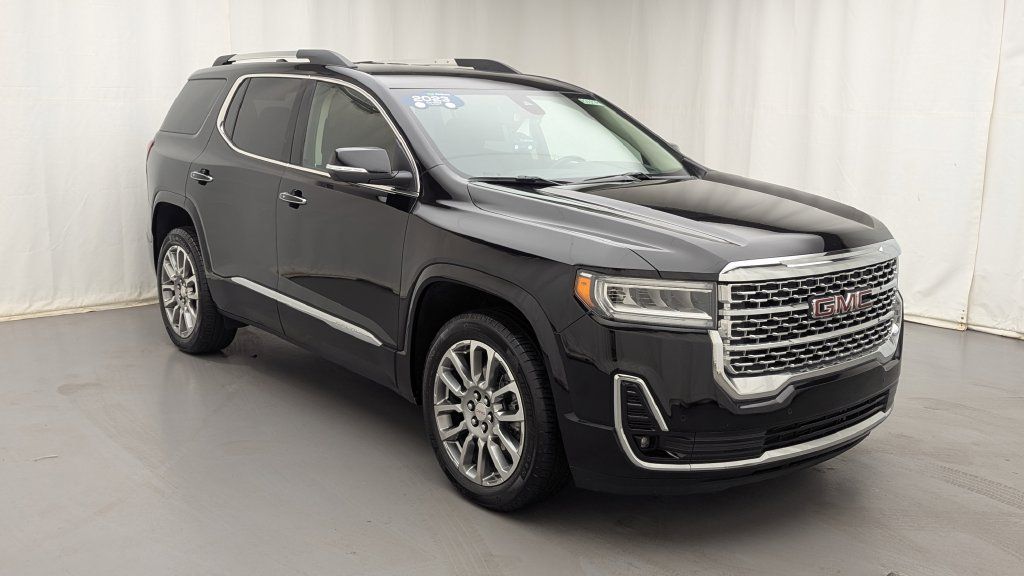 Used 2023 GMC Acadia Denali w/ LPO, Floor Liner Package FWD image 6