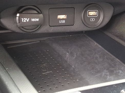 Used 2023 Hyundai Elantra SEL w/ Convenience Package image 25