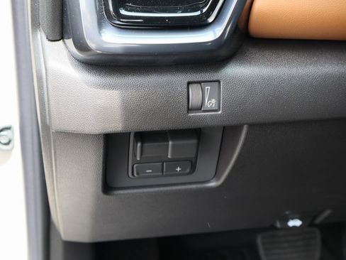 New 2026 GMC Canyon AT4 AWD/4WD image 9