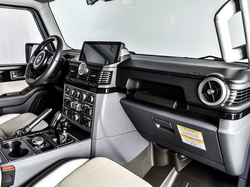 Used 2025 INEOS Grenadier AWD/4WD image 21