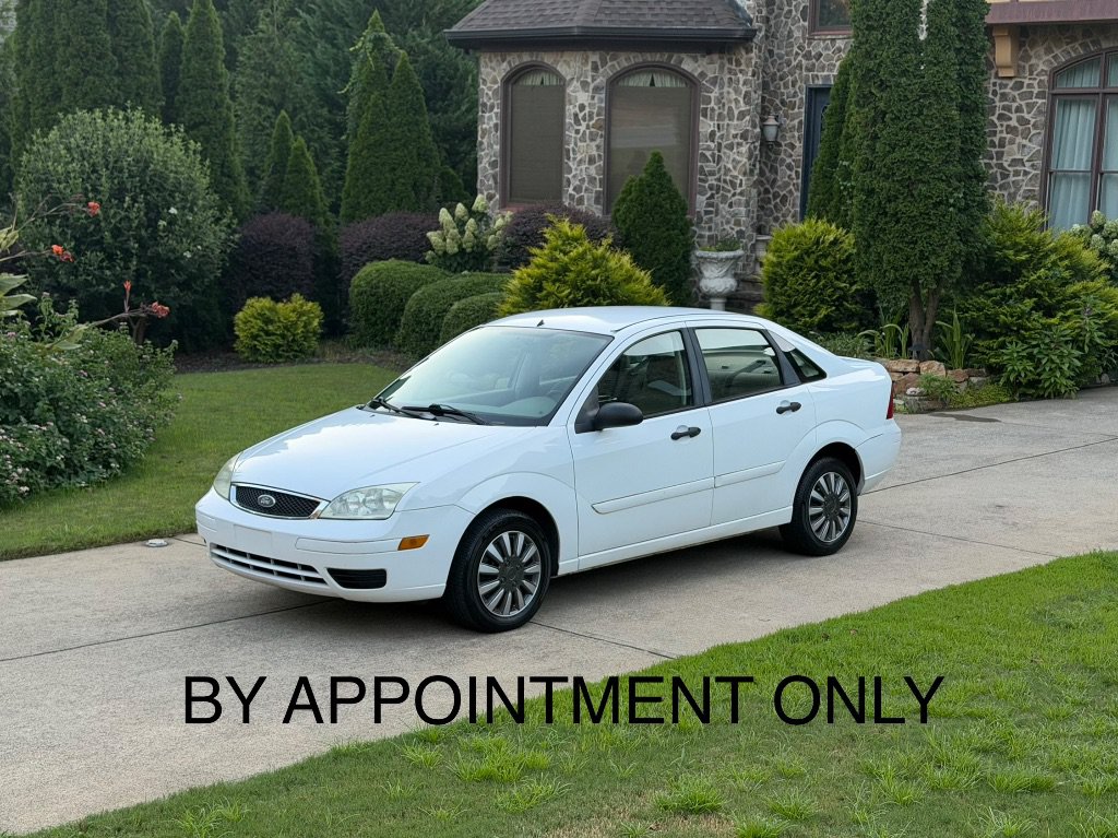Used 2007 Ford Focus SE FWD image 1