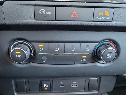 Used 2024 Nissan Frontier S w/ Technology Package image 15