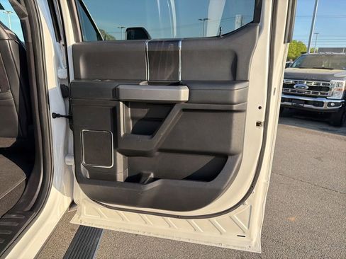 Used 2019 Ford F250 Platinum w/ Platinum Ultimate Package image 21