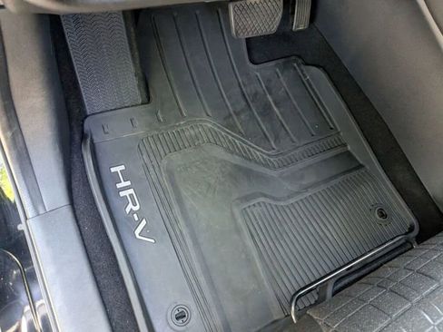 Certified 2024 Honda HR-V LX image 27