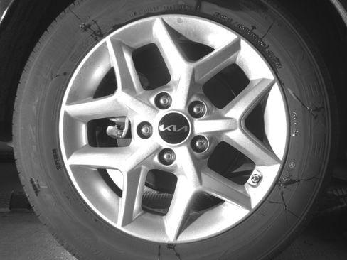Used 2025 Kia Soul LX w/ LX Technology Package FWD image 15