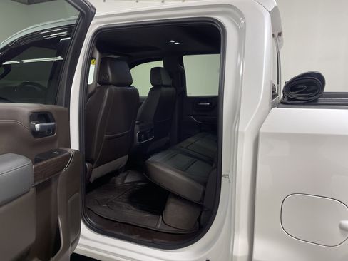 Used 2019 GMC Sierra 1500 Denali w/ Denali Ultimate Package AWD/4WD image 13