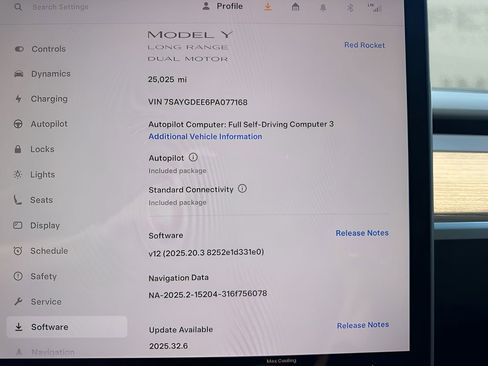 Used 2023 Tesla Model Y Long Range image 24