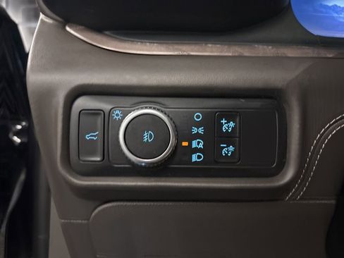 Used 2021 Ford Explorer Platinum w/ Equipment Group 601A image 18