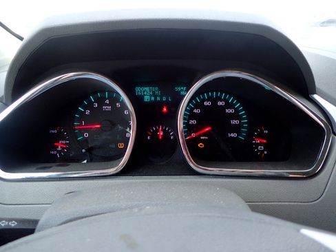 Used 2012 Chevrolet Traverse LT image 19