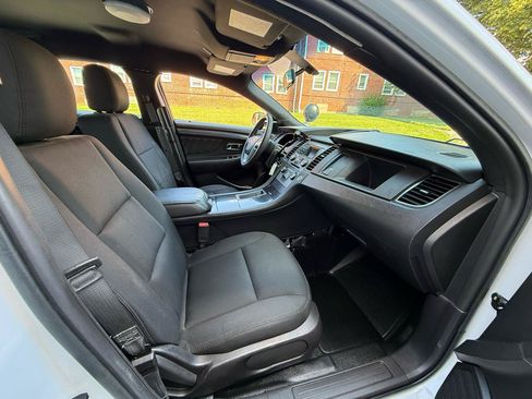 Used 2018 Ford Taurus Police Interceptor w/ Ready For The Road Package FWD image 19