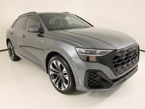 New 2026 Audi Q8 Premium Plus image 7