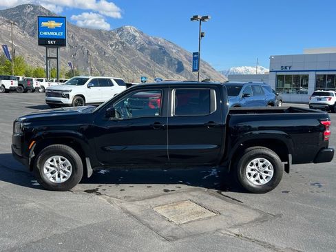 Used 2024 Nissan Frontier SV w/ Technology Package AWD/4WD image 13