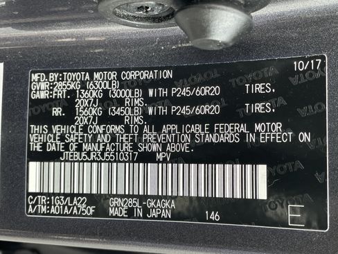 Used 2018 Toyota 4Runner Limited AWD/4WD image 34