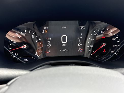Used 2025 Jeep Compass Limited AWD/4WD image 7