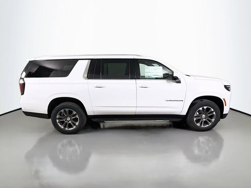 New 2026 Chevrolet Suburban LS w/ Max Trailering Package image 4