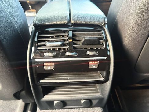 Used 2018 BMW 640i Gran Turismo xDrive AWD/4WD image 19