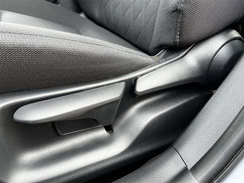 Used 2024 Toyota Corolla LE image 23