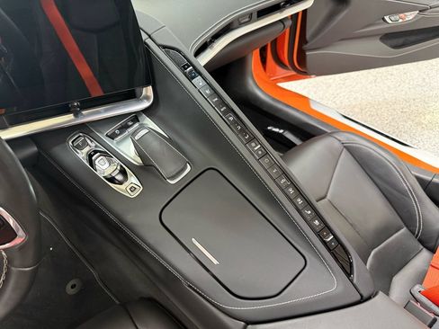 Used 2022 Chevrolet Corvette Stingray Preferred Conv w/ Z51 Performance Package RWD image 21