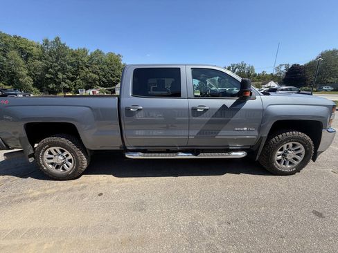 Used 2016 Chevrolet Silverado 3500 LT w/ LT Convenience Package AWD/4WD image 7