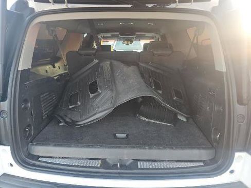 Used 2019 GMC Yukon XL SLT image 18