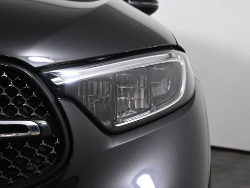 Certified 2026 Mercedes-Benz GLC 300 4MATIC image 11