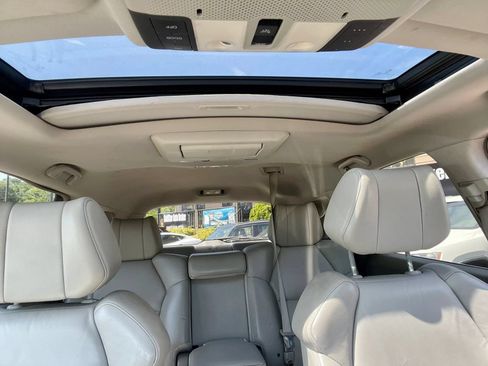 Used 2012 Acura MDX w/ Technology & Entertainment AWD/4WD image 6