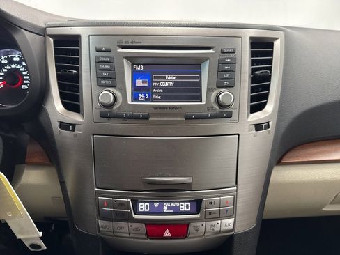 Used 2014 Subaru Outback 2.5i Limited w/ Moonroof Package image 16