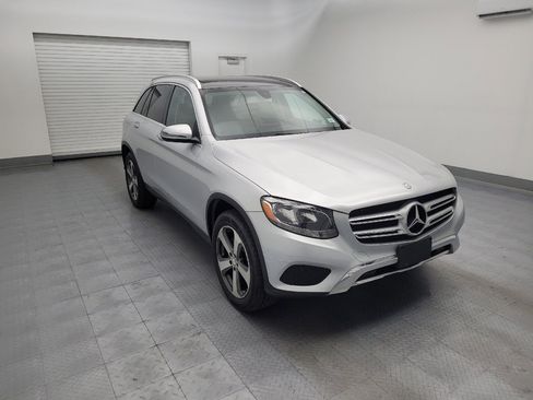 Used 2017 Mercedes-Benz GLC 300 4MATIC w/ Premium 1 Package image 13