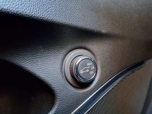 Used 2021 Buick Enclave Essence w/ Sport Touring Edition image 21