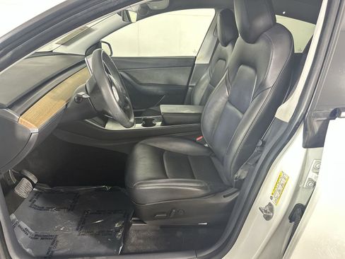Used 2020 Tesla Model Y Long Range image 15