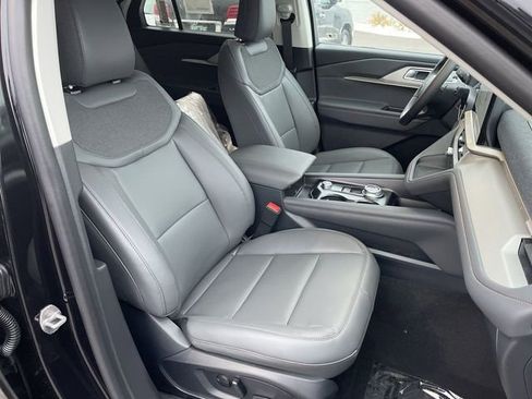 New 2026 Ford Explorer Active w/ Active Comfort Package image 20