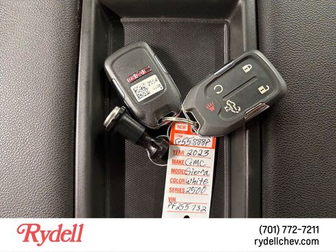 Used 2023 GMC Sierra 2500 SLT AWD/4WD image 21