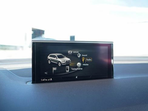 Used 2017 Audi Q7 3.0T Premium Plus image 21