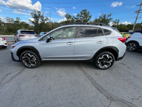 Used 2023 Subaru Crosstrek 2.5i Limited w/ Moonroof Package image 4
