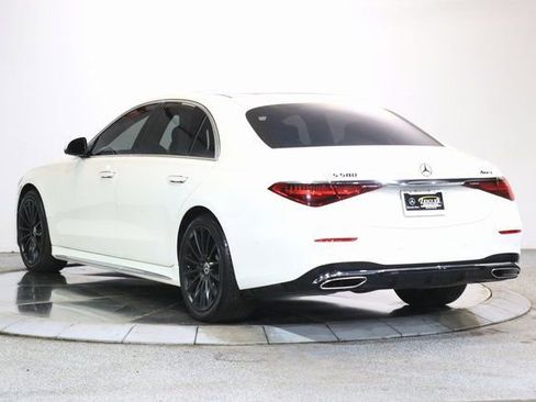 Used 2023 Mercedes-Benz S 580 4MATIC Sedan w/ AMG Line image 2