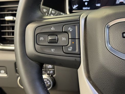 Used 2025 GMC Sierra 3500 Denali w/ Denali Reserve Package image 34