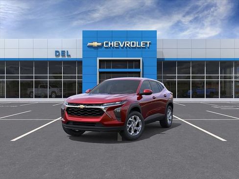 New 2026 Chevrolet Trax LS w/ LS Convenience Package FWD image 8
