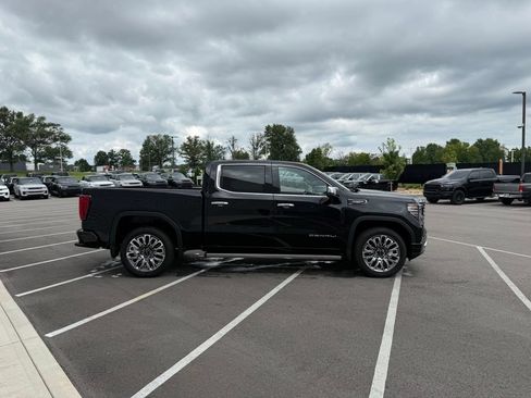 Used 2026 GMC Sierra 1500 Denali Ultimate AWD/4WD image 7